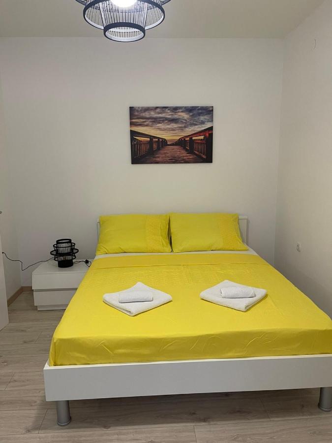 Apartments Lovro ลอฟราน ภายนอก รูปภาพ