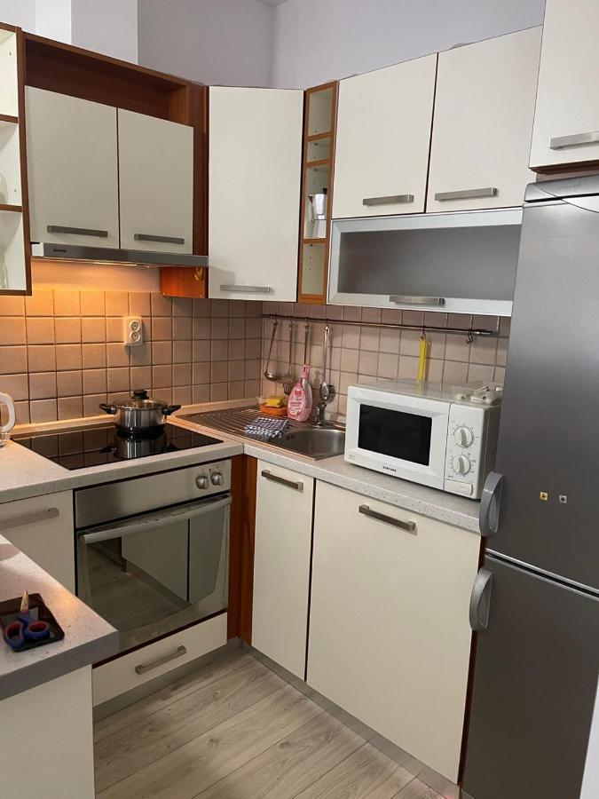 Apartments Lovro ลอฟราน ภายนอก รูปภาพ